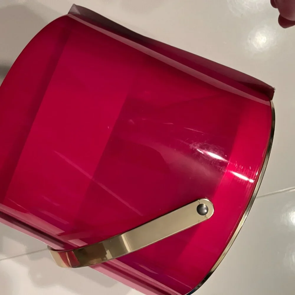 Plastic Ice‎ Bucket and Scoop (Hot Pink and Gold!) (NEW)